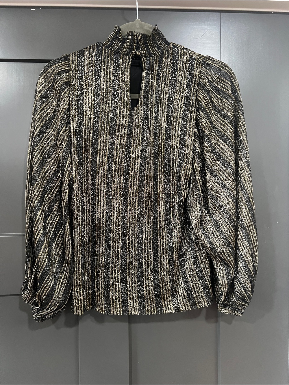 Vince Camuto Black & Gold Metallic Pleated High-Neck Blouse - Picture 2 of 6